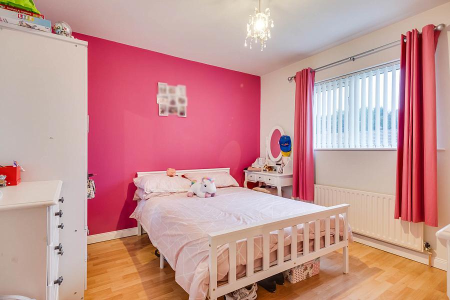 25 College Park Lane