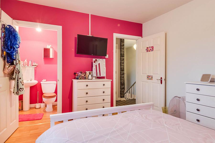 25 College Park Lane