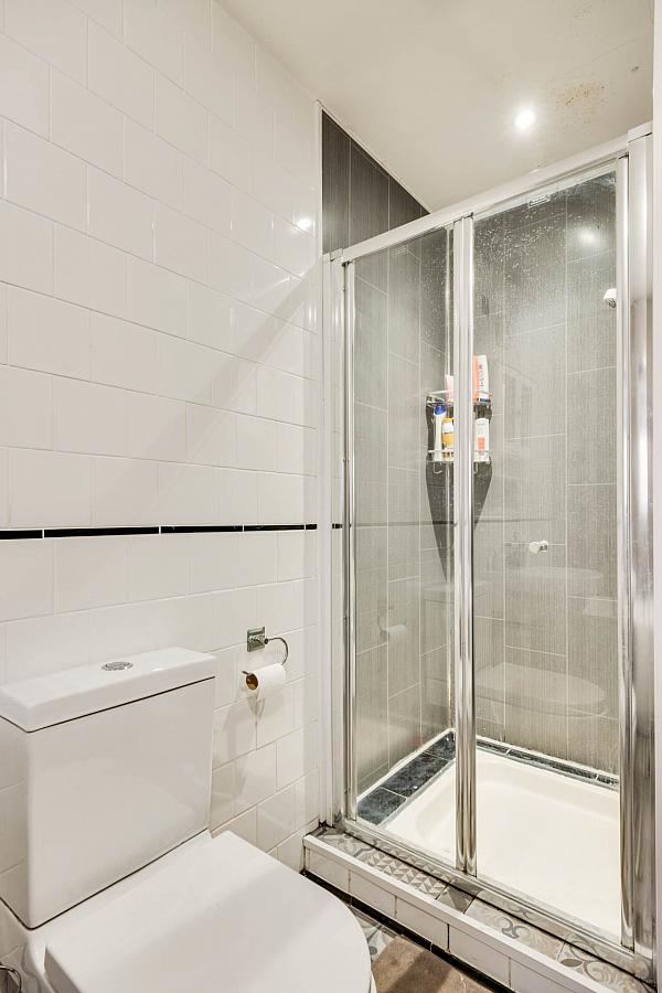 25 College Park Lane