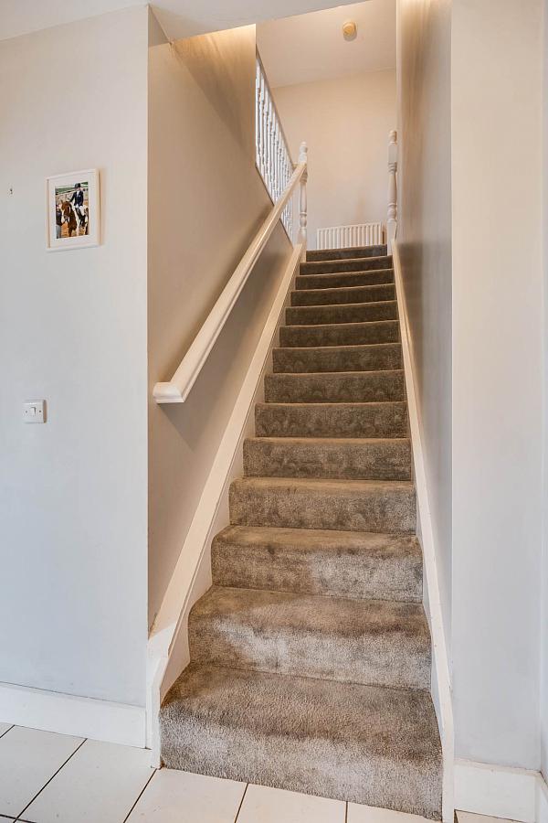 102 Silverhill Manor