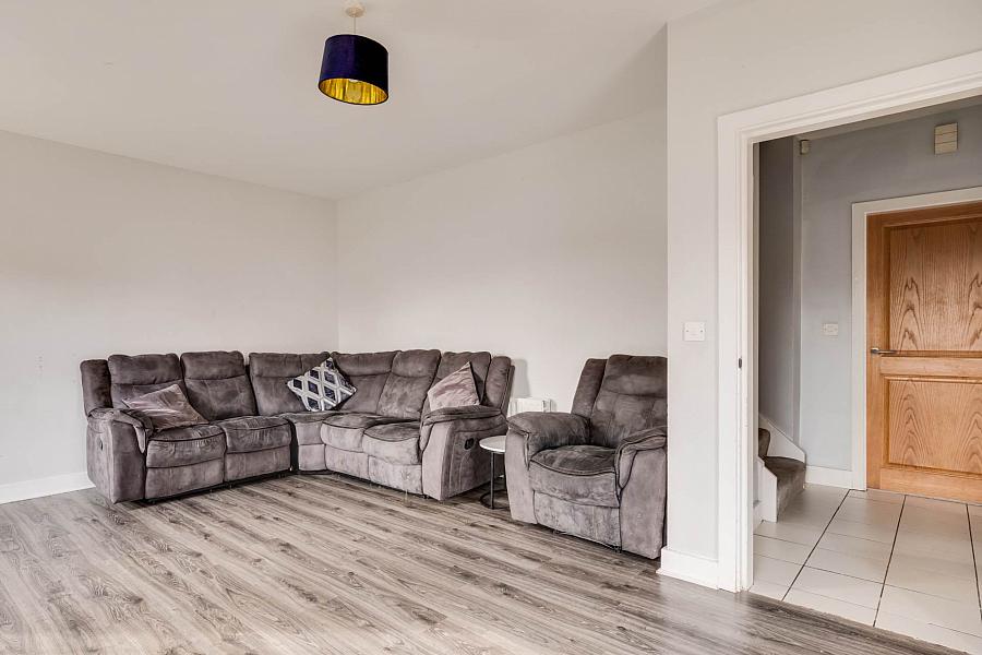 102 Silverhill Manor