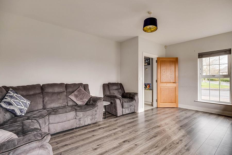 102 Silverhill Manor