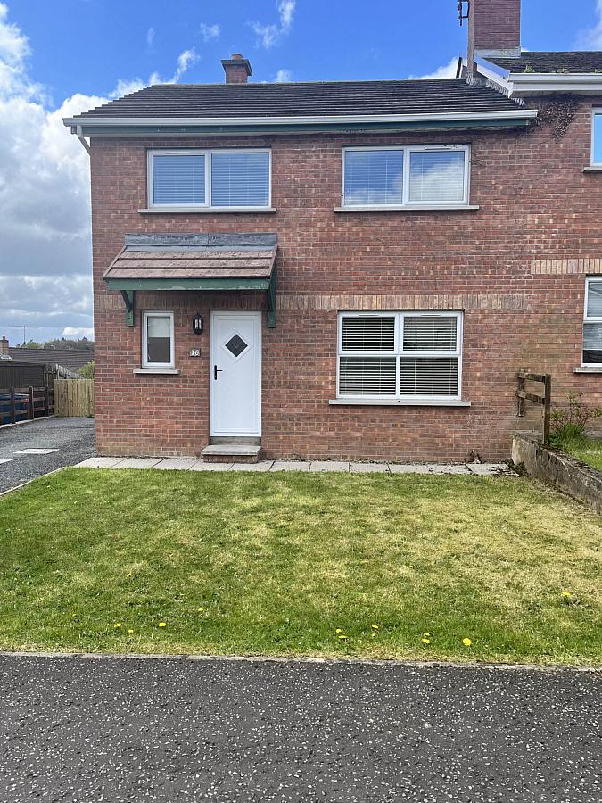 16 College Park Lane, Enniskillen, BT74 6GF