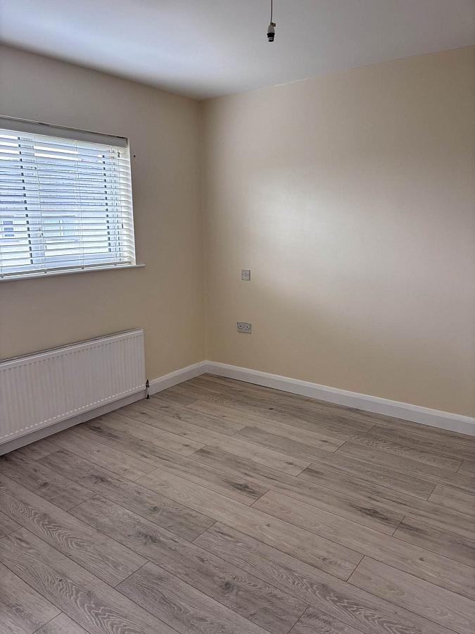 16 College Park Lane