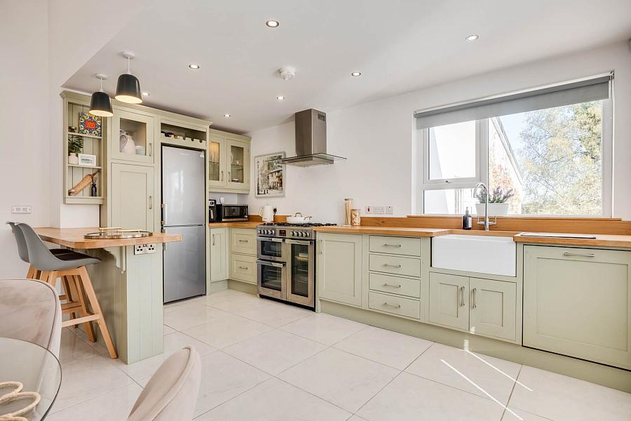 10 Drumclay Park North