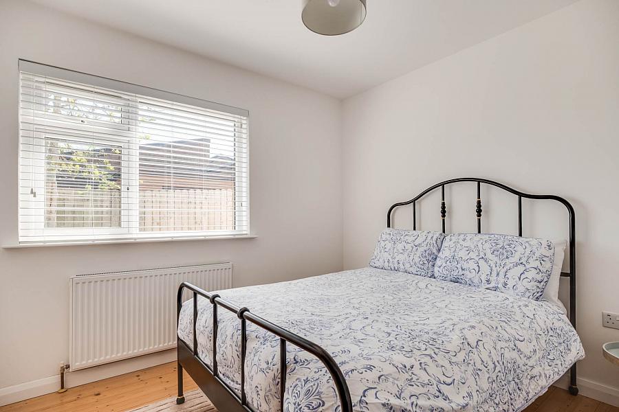 10 Drumclay Park North