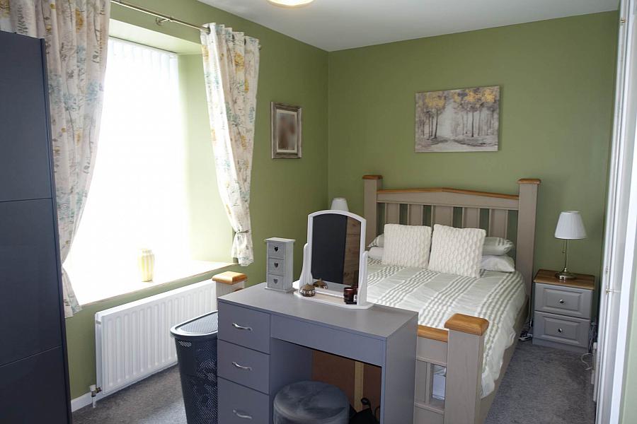 9 Knockmore Road