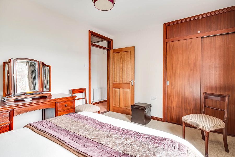 36 Castlebalfour Road