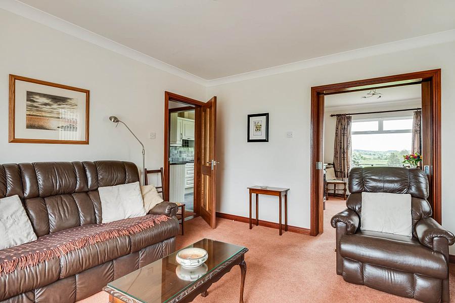 36 Castlebalfour Road