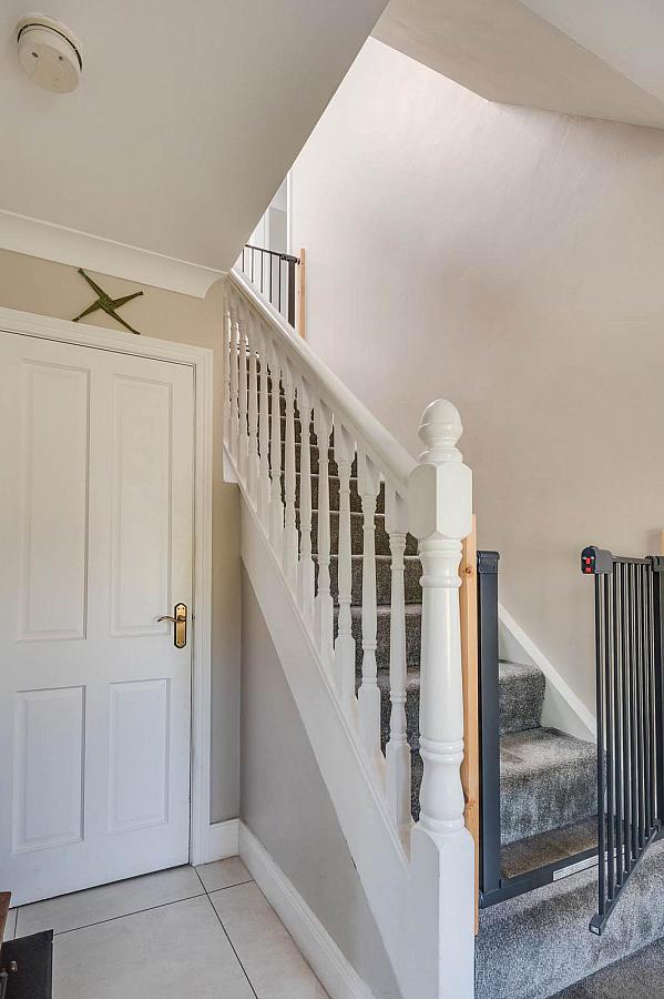 4 Crott Road