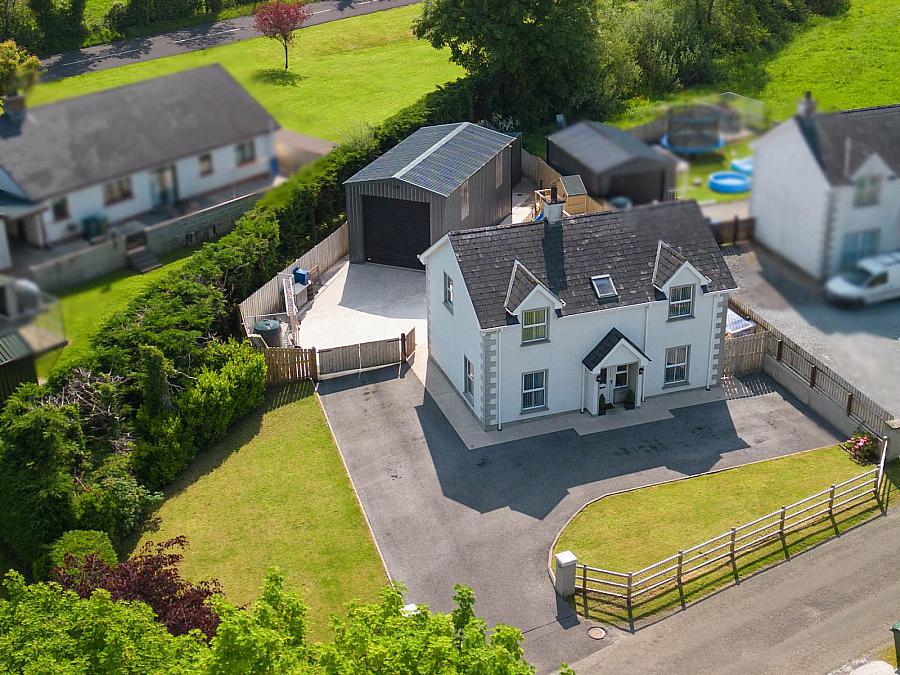 4 Crott Road