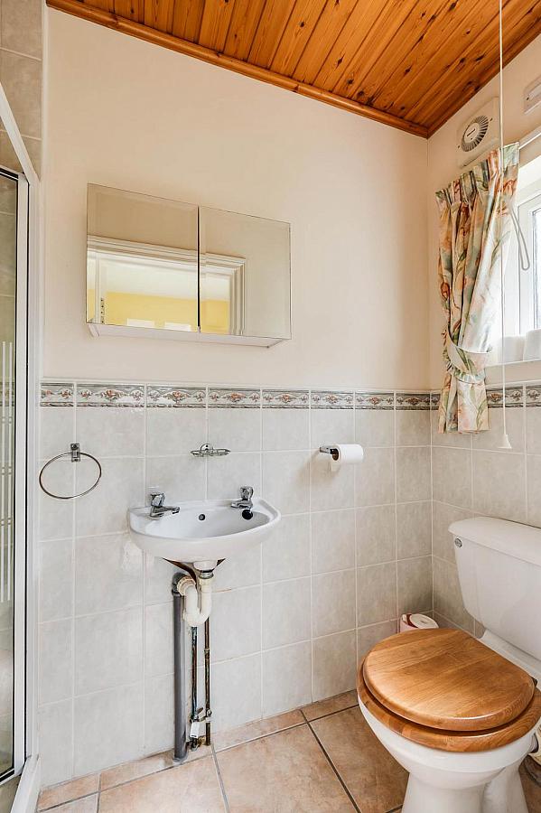 41 Rathview Park