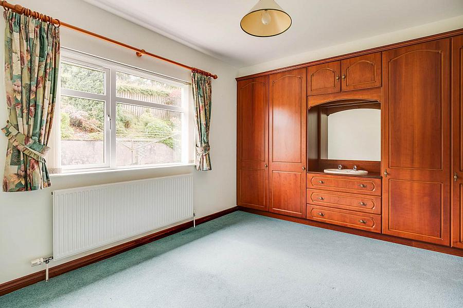 41 Rathview Park