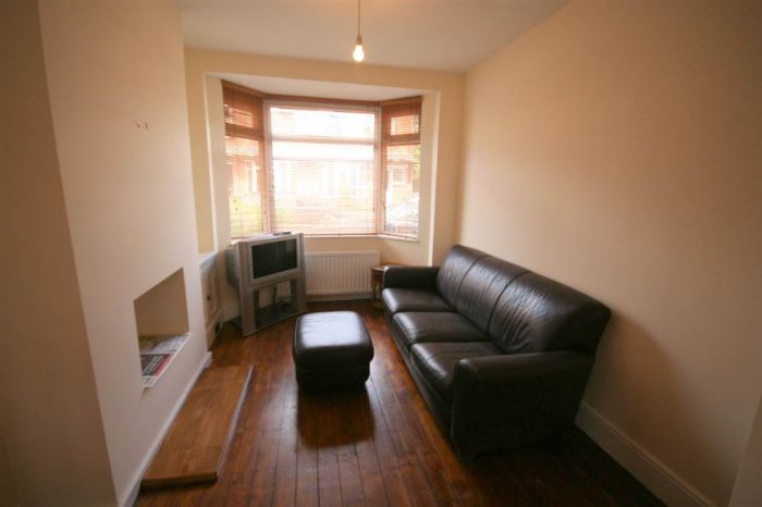 4 Willowholme Drive