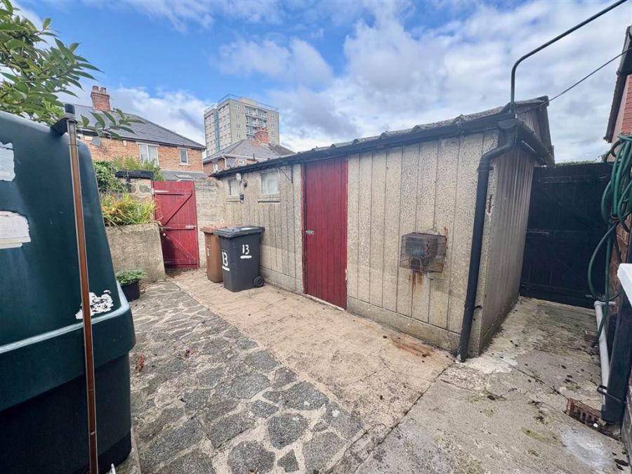 13 Mayfair Avenue