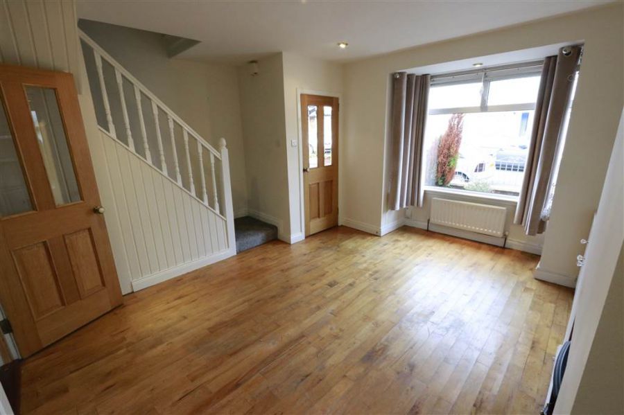 8 Willowholme Crescent