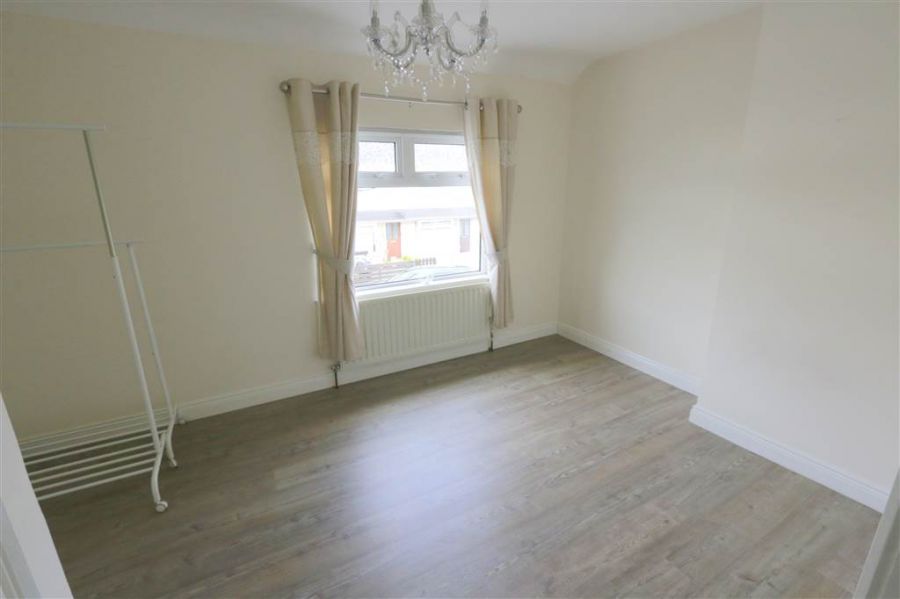 8 Willowholme Crescent