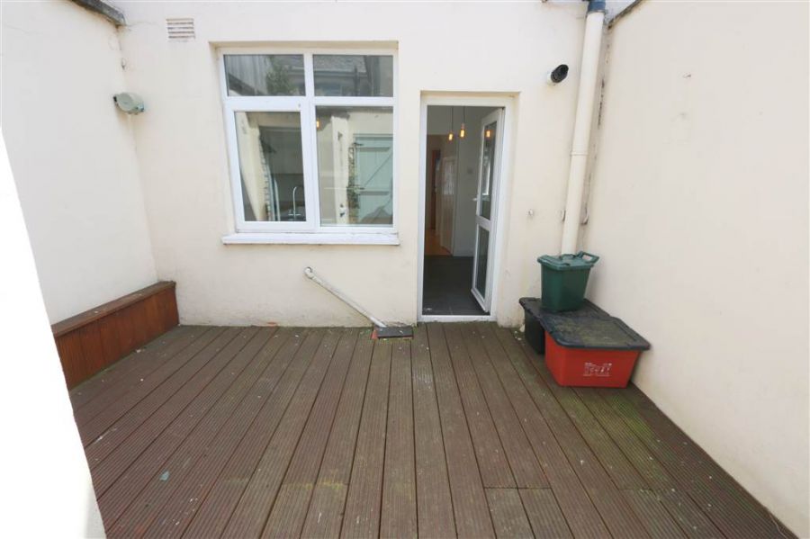 37 Castlereagh Parade