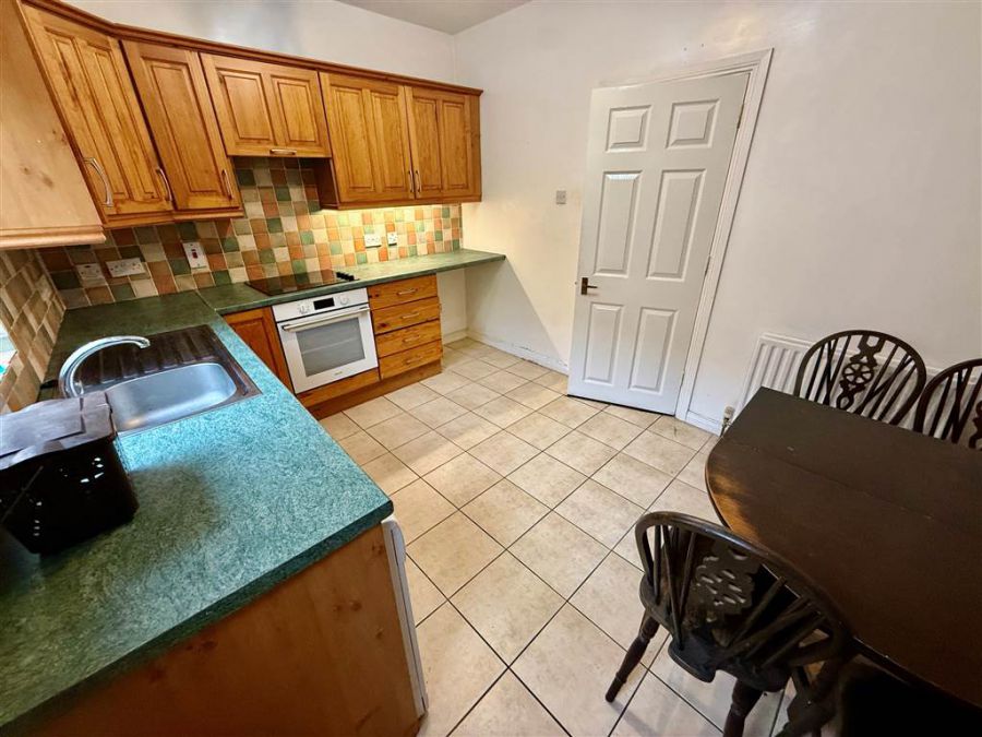 15 Castlereagh Parade