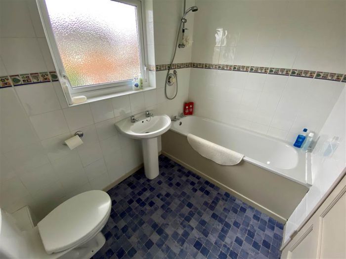 20 Flush Gardens