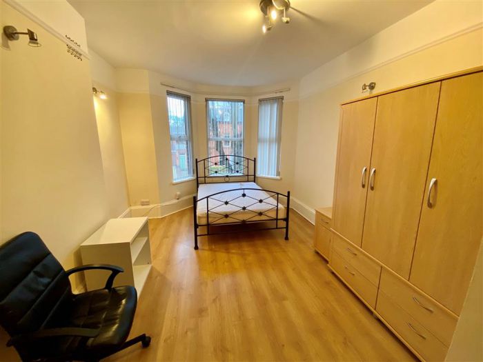 13 Knockbreda Road 13 Knockbreda Road