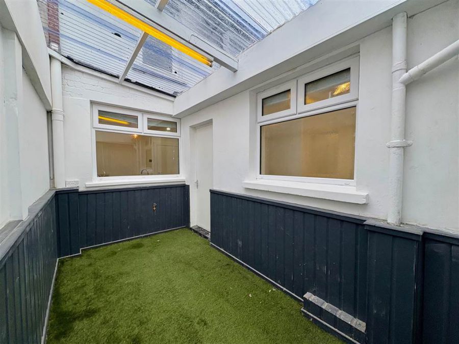 17 Glenvarlock Street