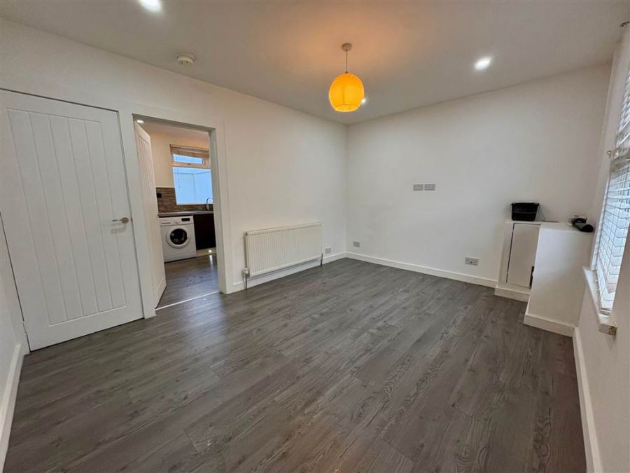 17 Glenvarlock Street