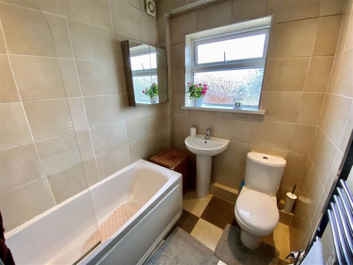 31 Clonduff Drive