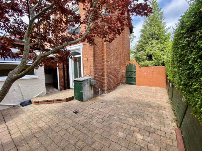 367 Castlereagh Road 367 Castlereagh Road
