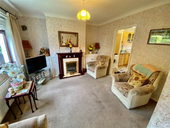 72 Downshire Park East