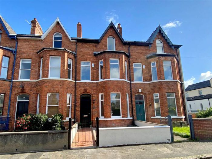 41 Belmont Church Road, Ballyhackamore, Belfast, BT4 3FF