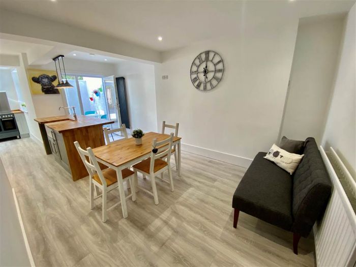 41 Belmont Church Road