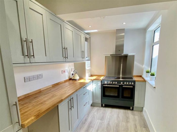 41 Belmont Church Road