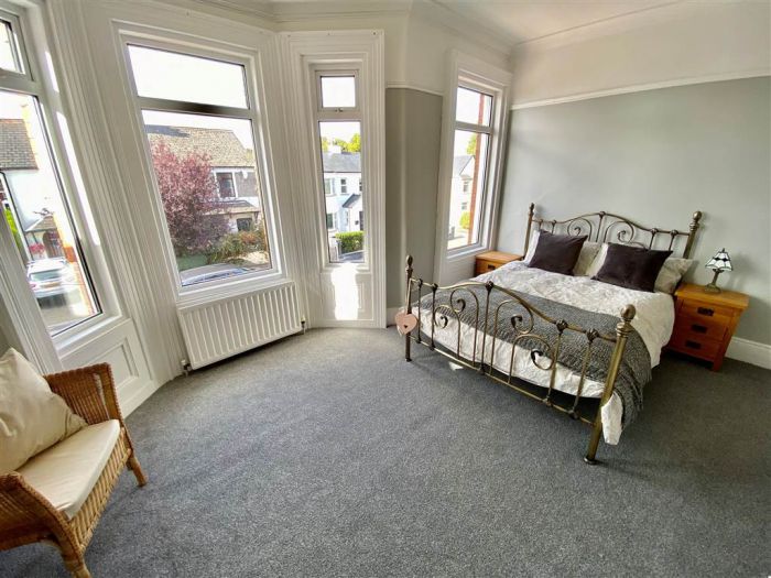 41 Belmont Church Road