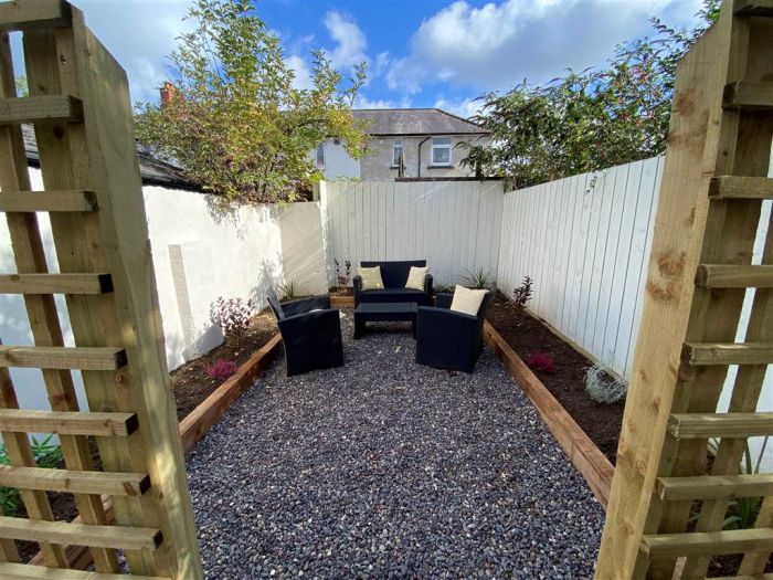 41 Belmont Church Road