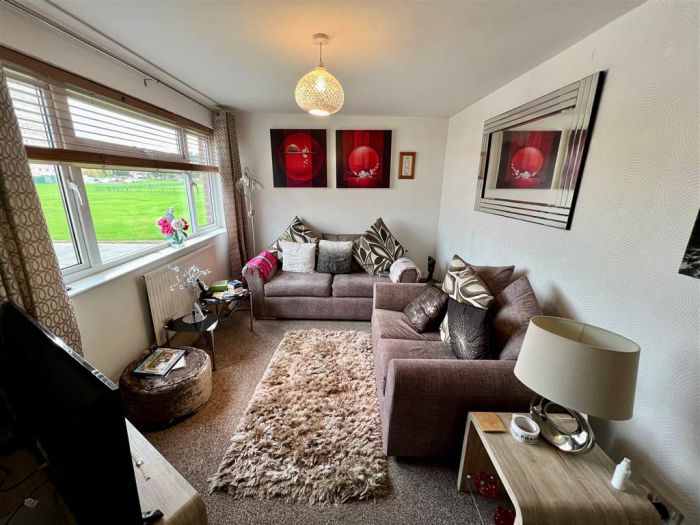 40b Trassey Close