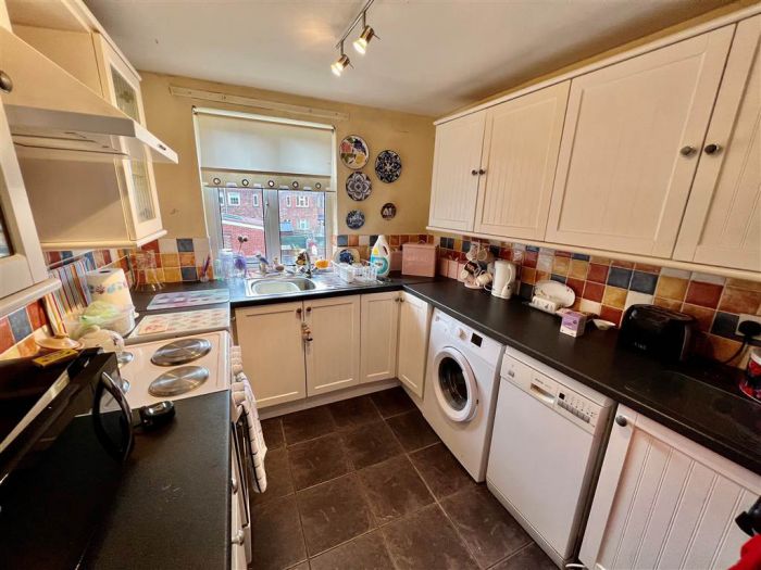 40b Trassey Close