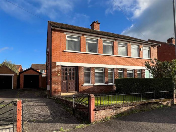 18 Merok Gardens, cregagh, belfast, BT6 9NA