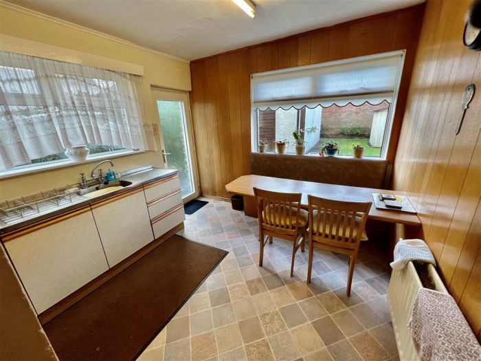 3 Downshire Park South 3 Downshire Park South