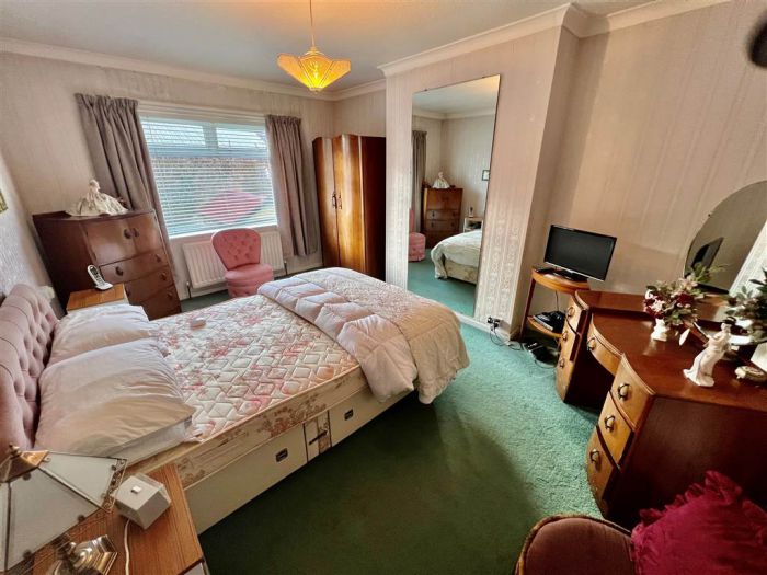 3 Downshire Park South 3 Downshire Park South