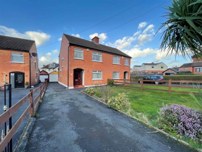 10 Hillburn Park, Castlereagh, Belfast, BT6 9PF