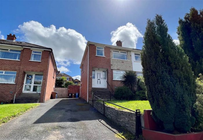 30 Castlemore Avenue, Castlereagh, Belfast, BT6 9RF