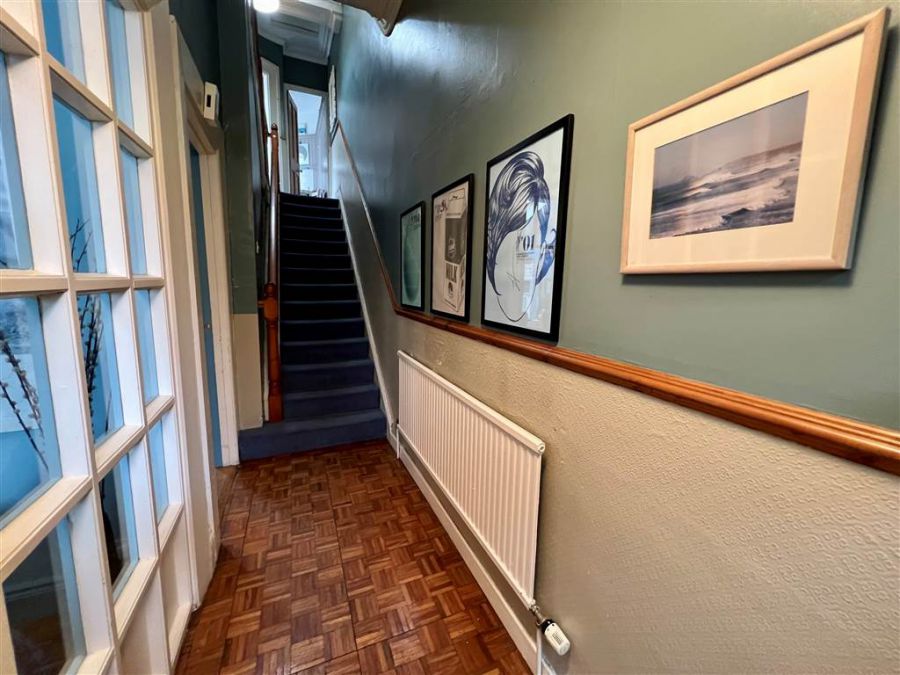 3 Agincourt Avenue