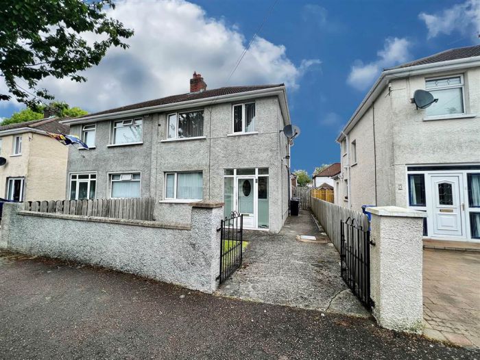 33 Stirling Road, Cregagh, Belfast, BT6 9LX