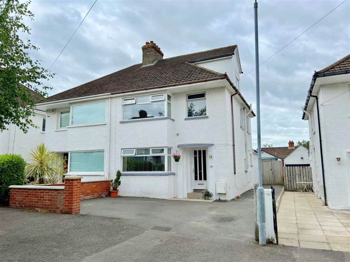 30 Rochester Avenue, cregagh, belfast, BT6 9JW