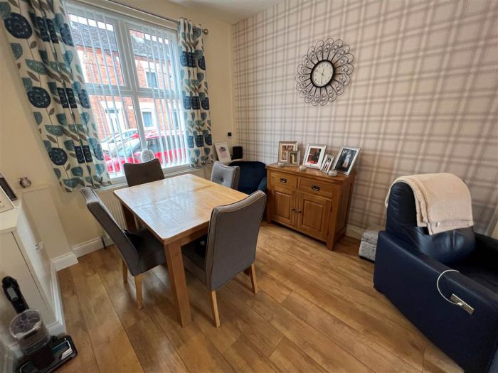 20 Isoline Street 20 Isoline Street