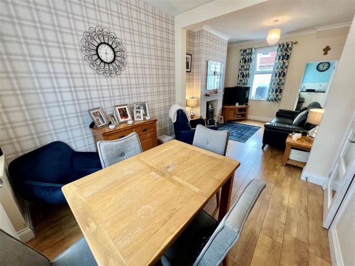 20 Isoline Street 20 Isoline Street