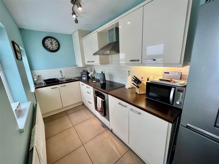 20 Isoline Street 20 Isoline Street