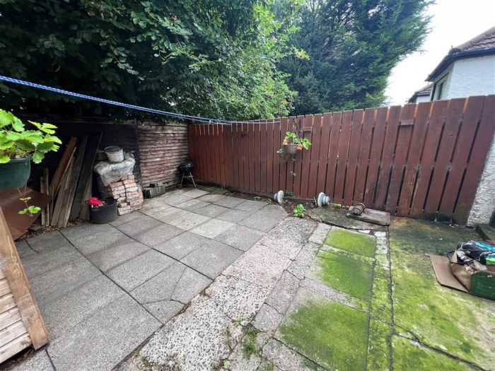 19 Sunderland Road