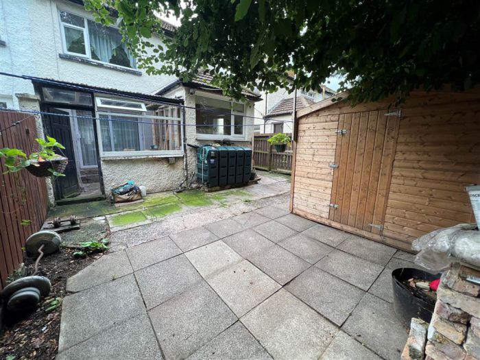 19 Sunderland Road